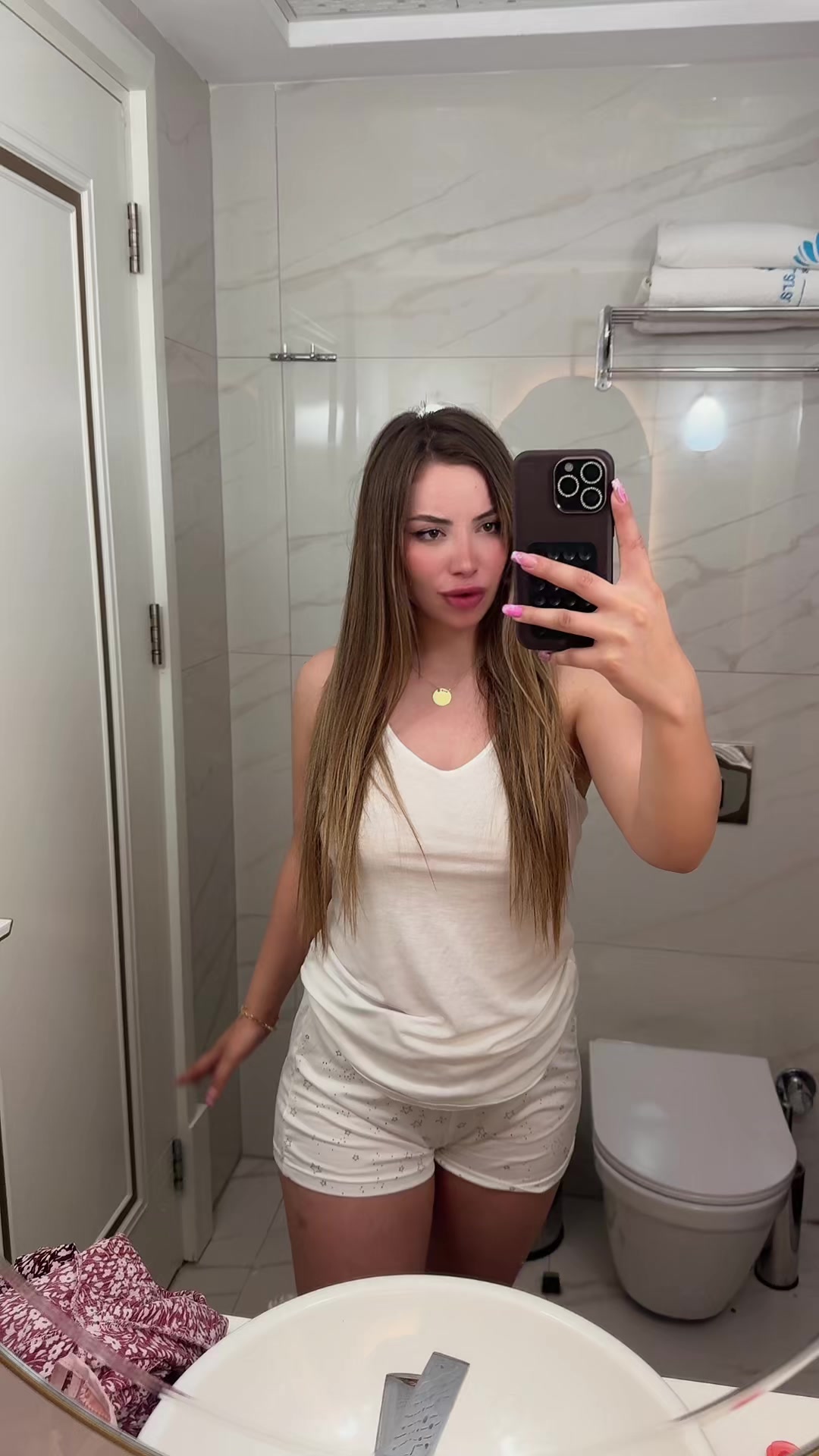 @Ahu Polat