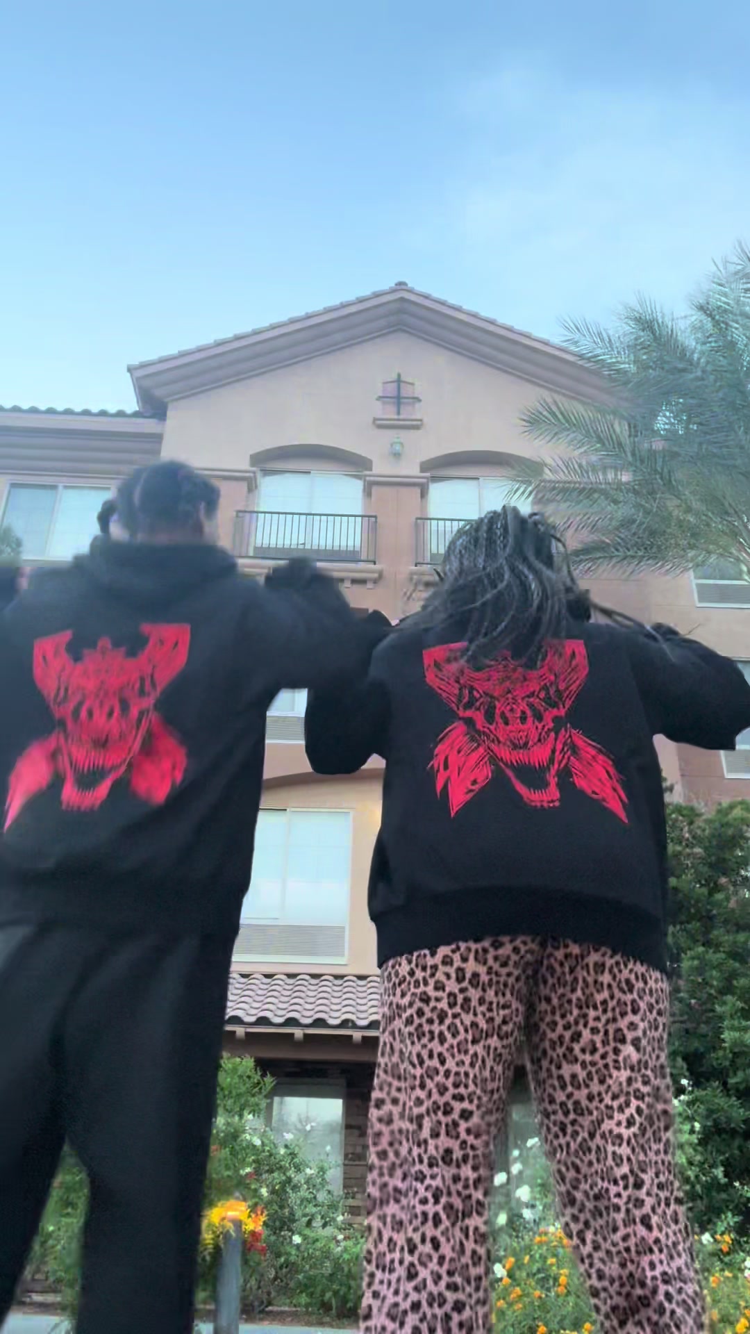 @Aalorabear𖣂