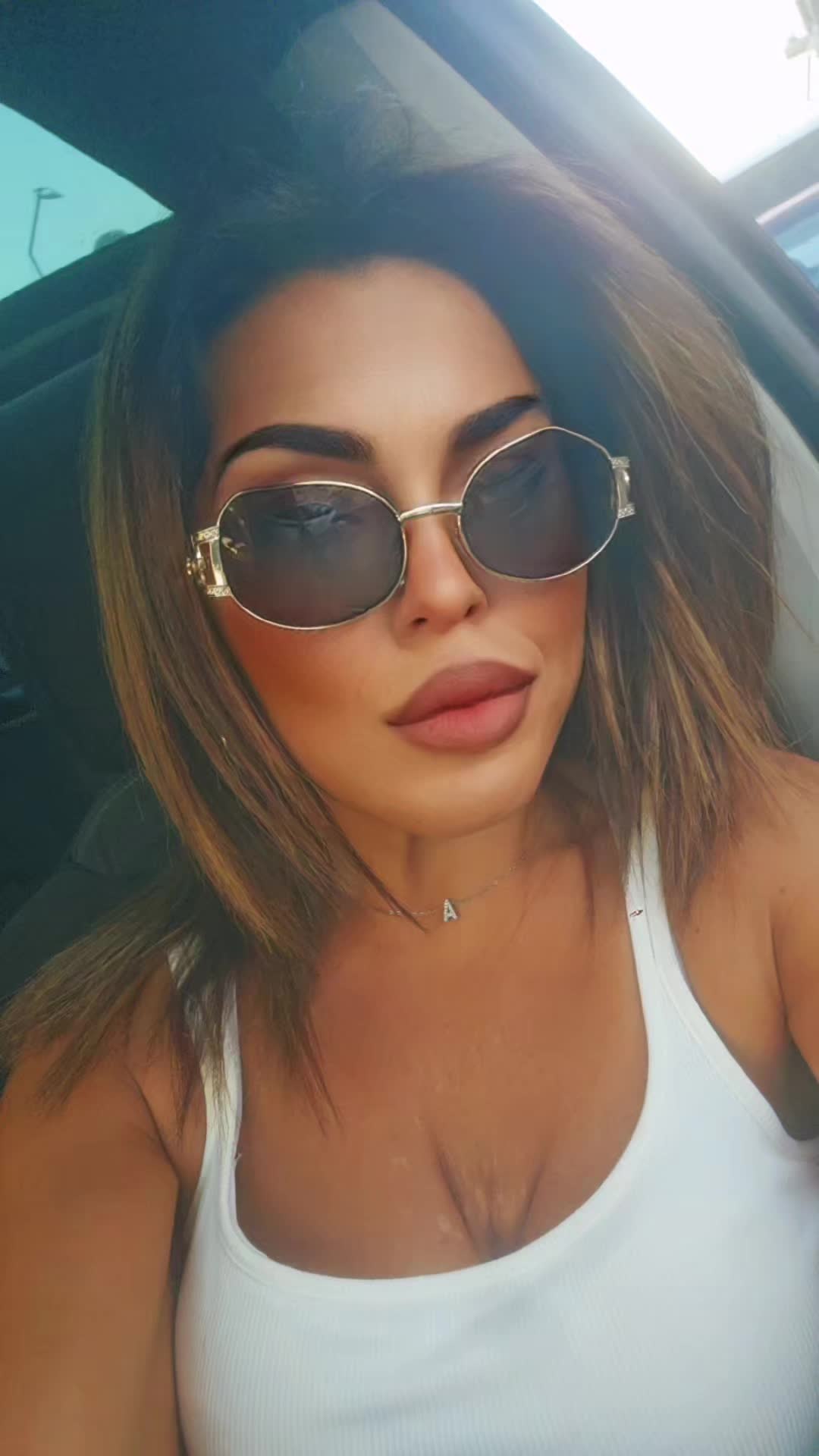 @𝒜𝓃𝓉💍𝓃𝑒𝓁𝓁𝒶  🪽
