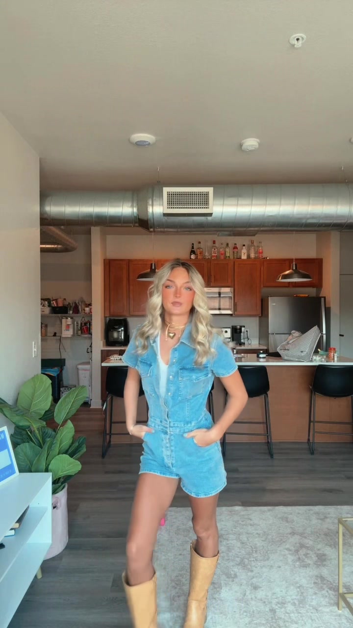 @Sophia_k