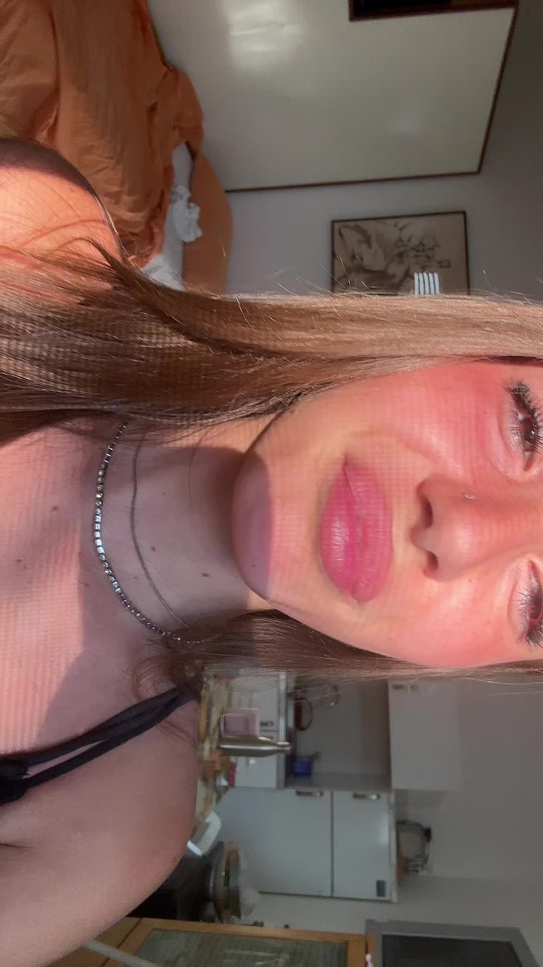 @M.i.r.e.l.l.a.