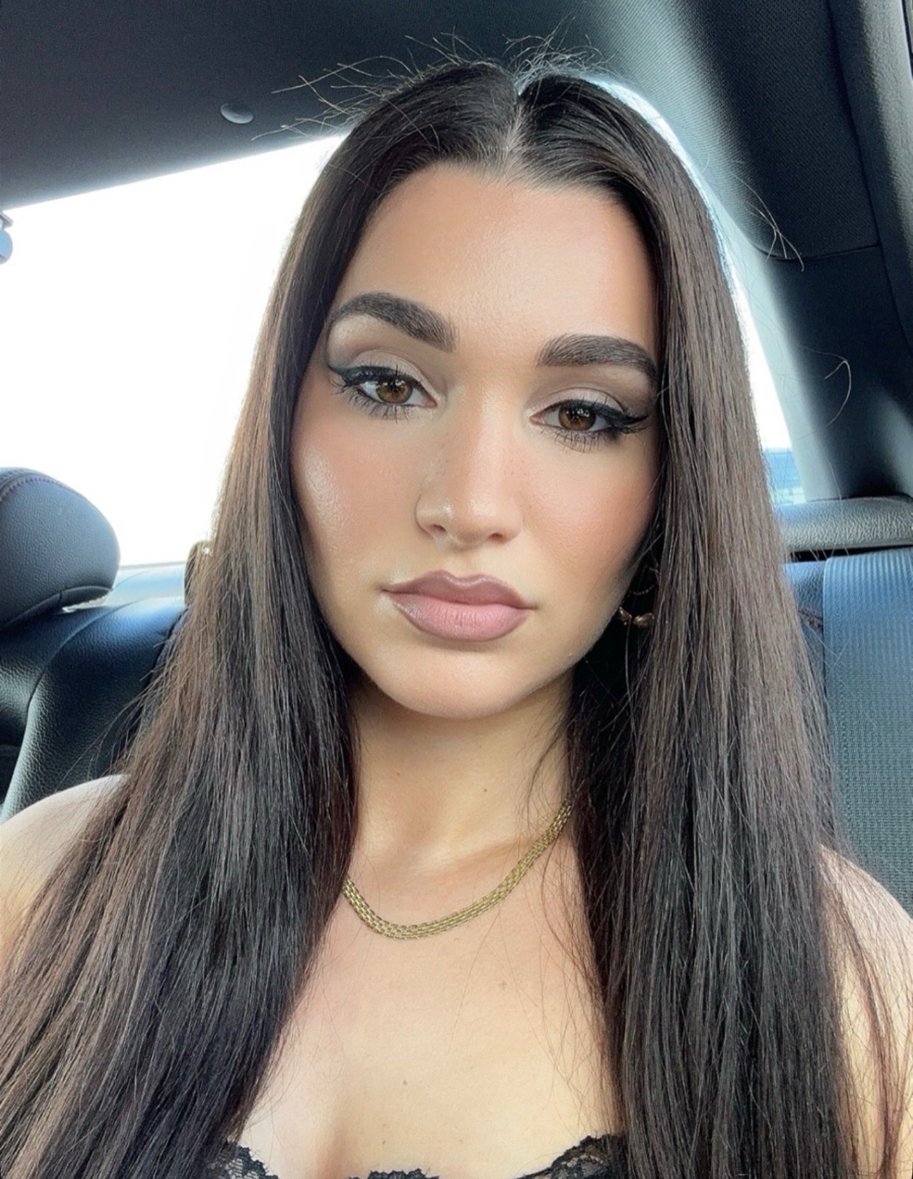 @Bibi