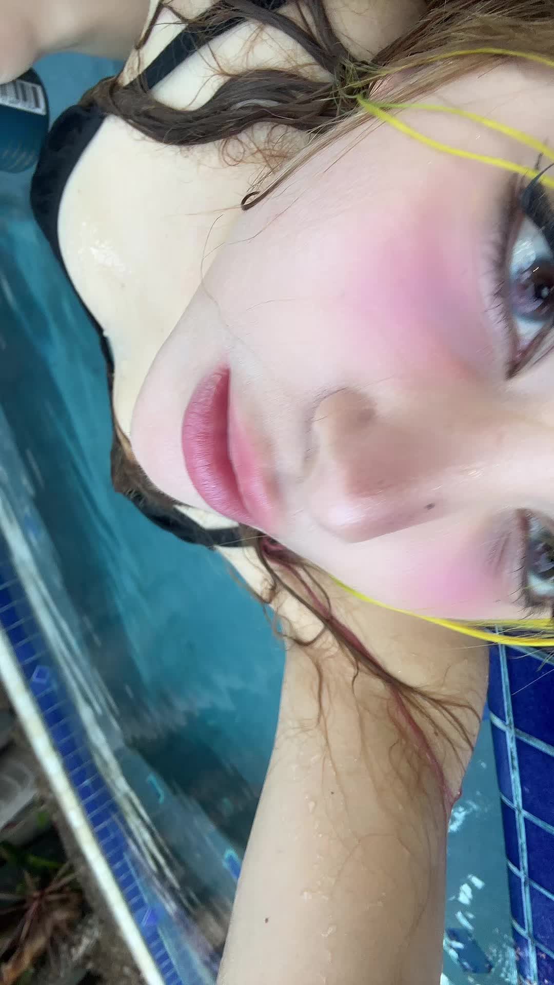 @Anoi