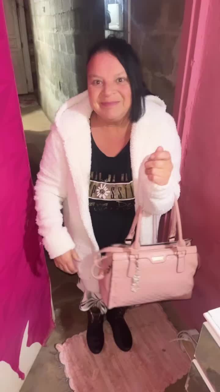 @Nay menininha