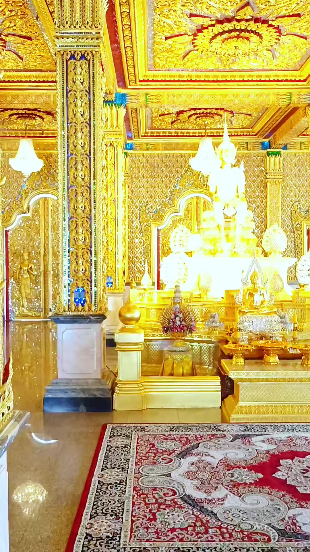 @นิ ณิชารินทร์