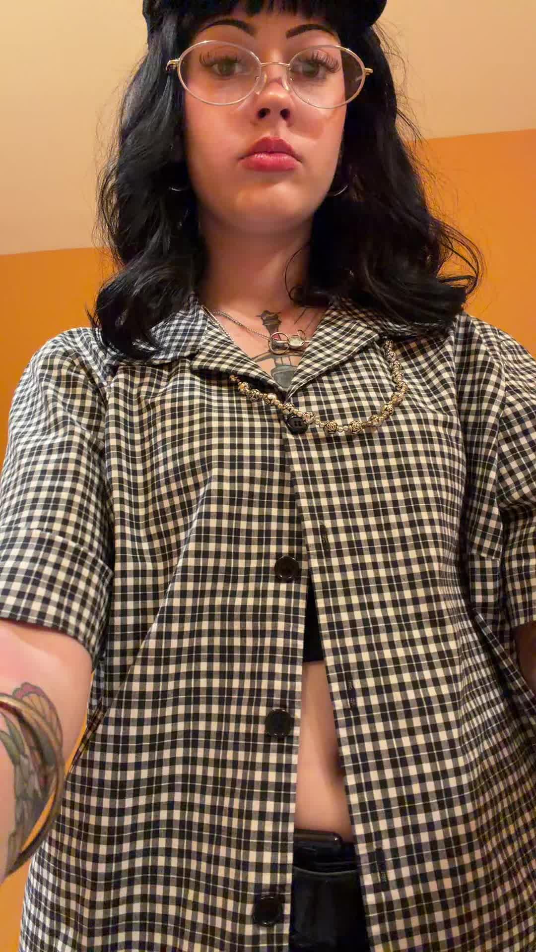 @ellasuewhatitdo