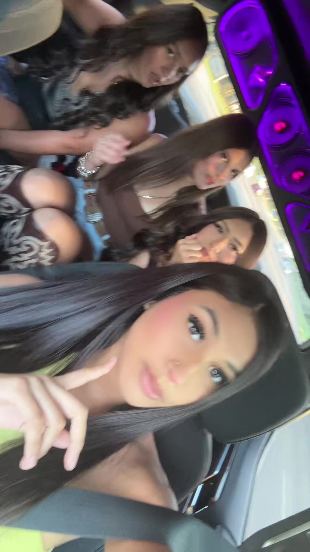 @𝐚𝐮𝐝𝐫𝐞𝐲𝐲♡