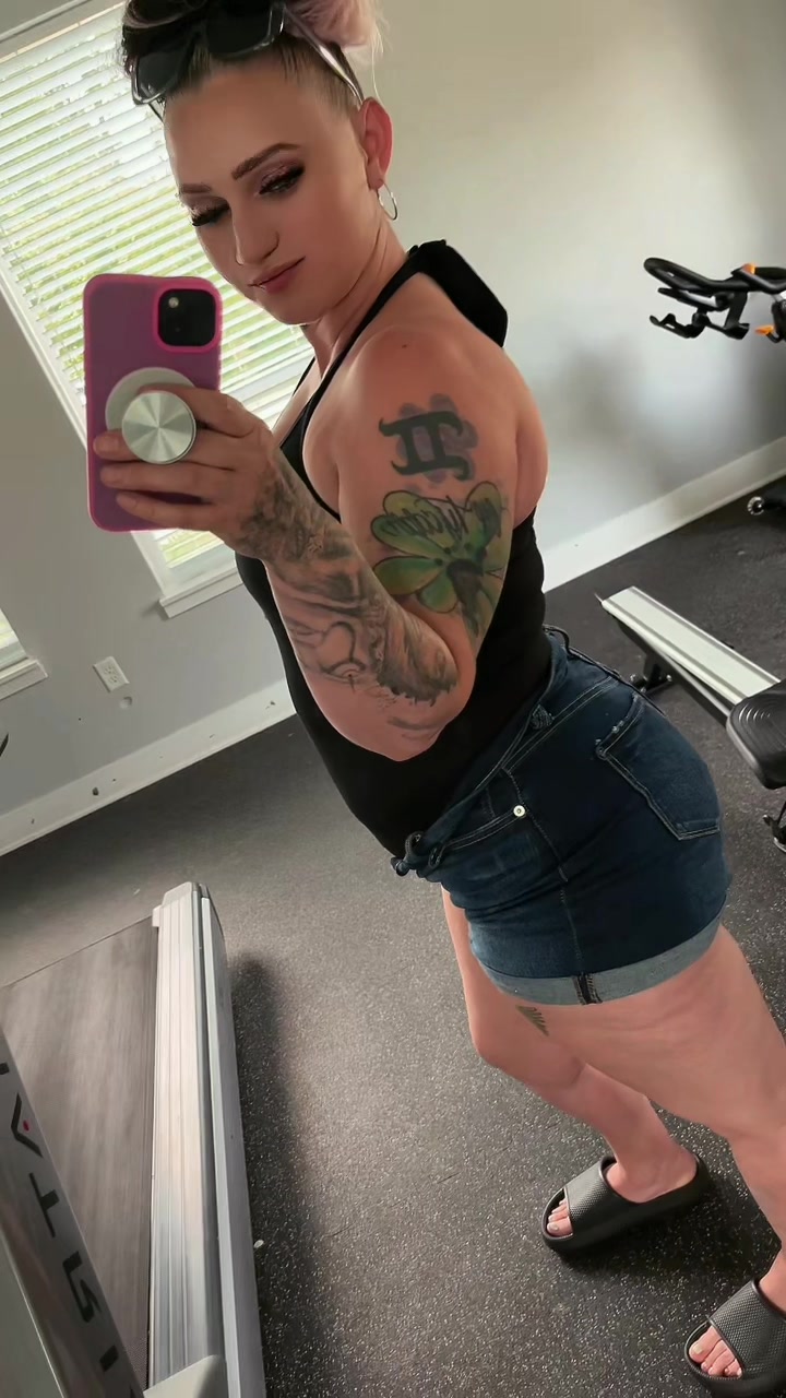 @DANYELLE ♊️💙😘