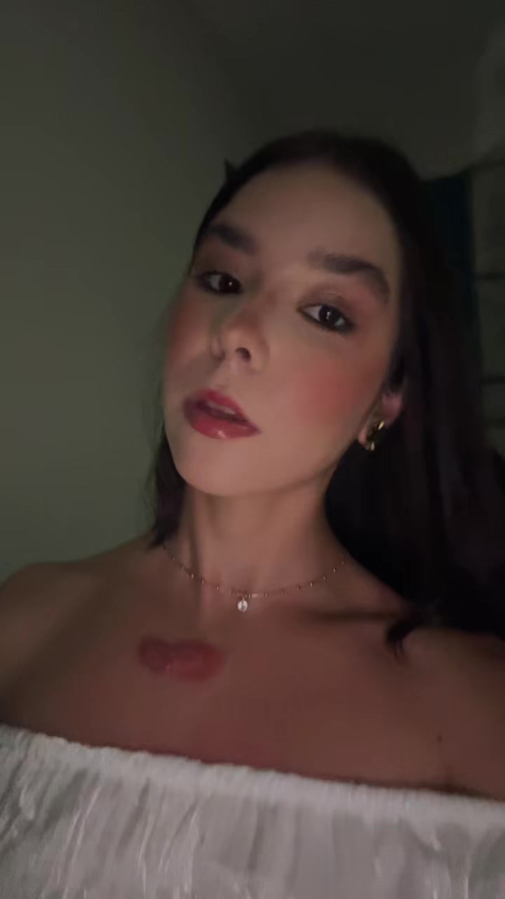 @amabillyeloise