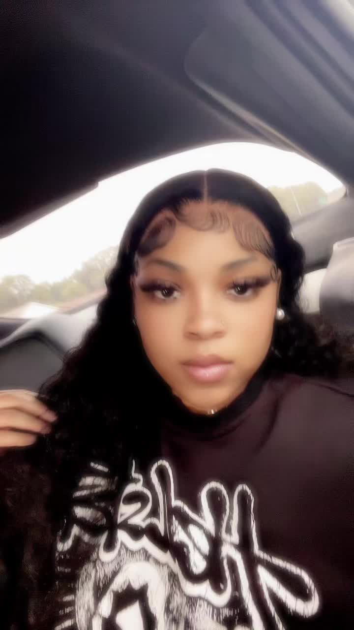 @￶