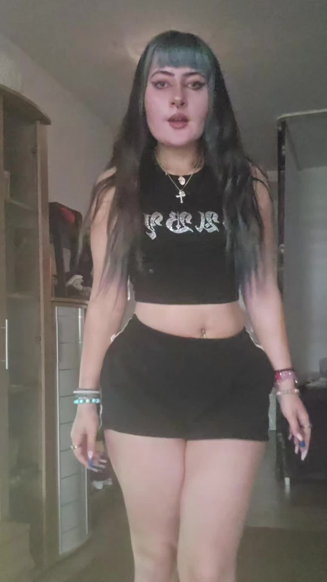 @vampire 🦇🐍