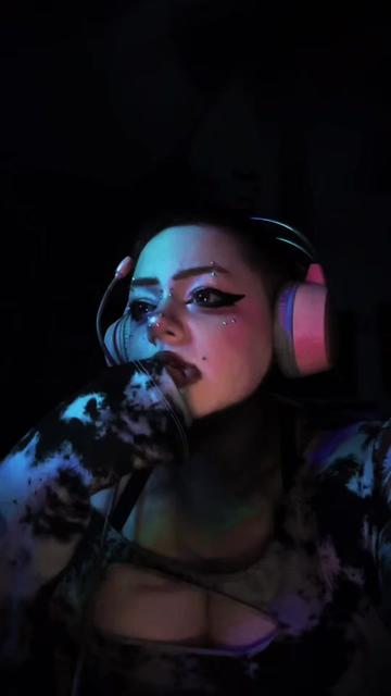 @call me knife🔪 (he/they/it)<3