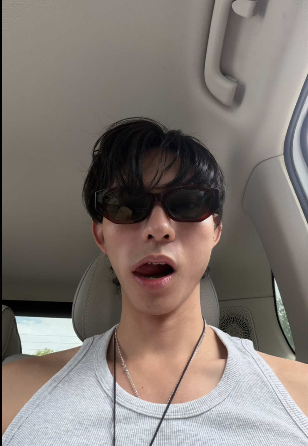 @kitkuan