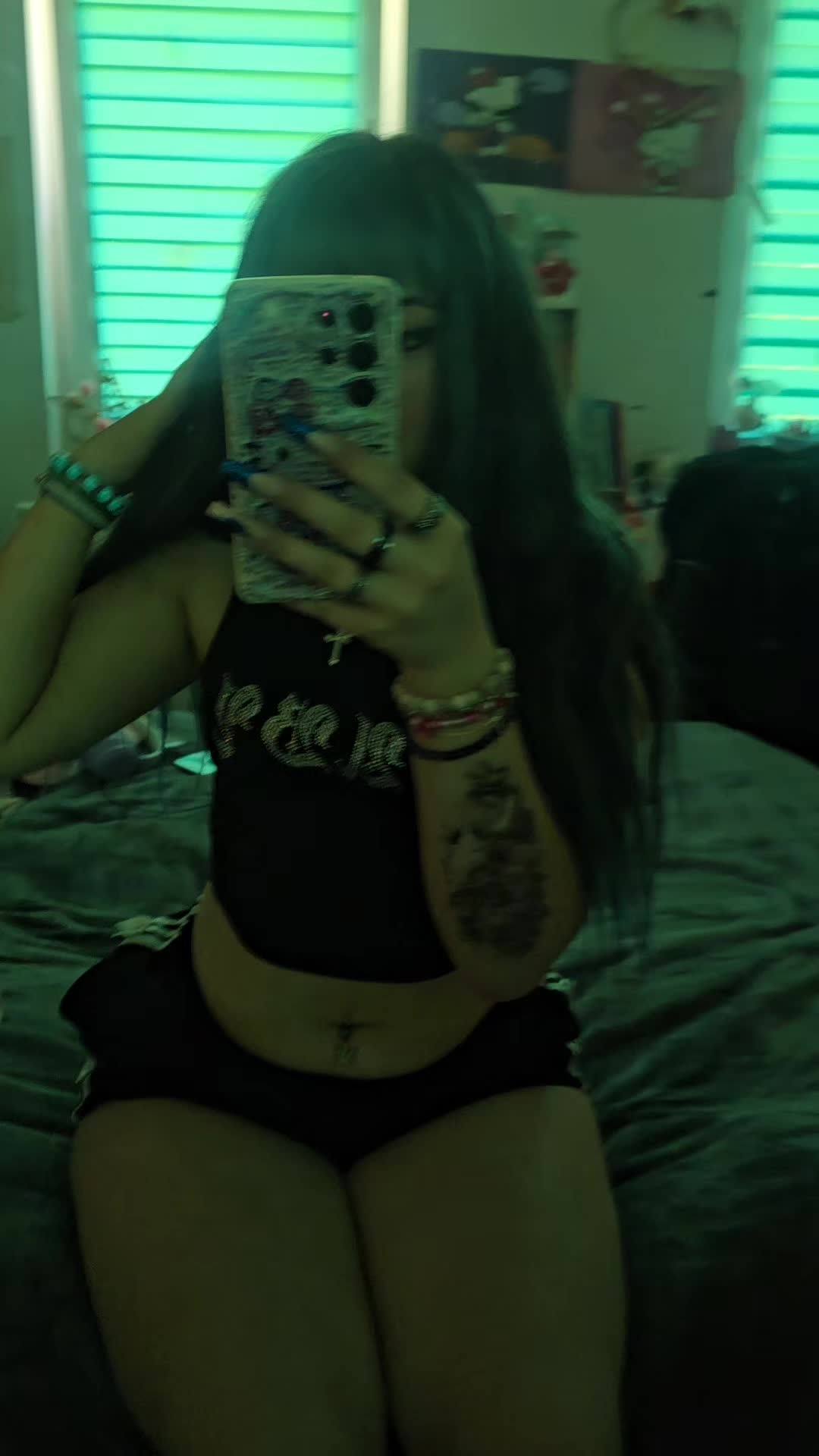 @𝑘𝑢𝑟𝑜𝑚𝑖🧚&zwj;♀️🔮