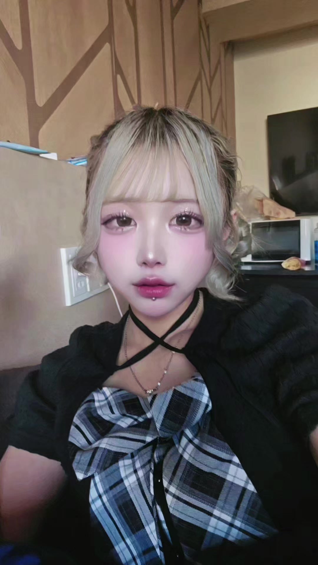 @みさ