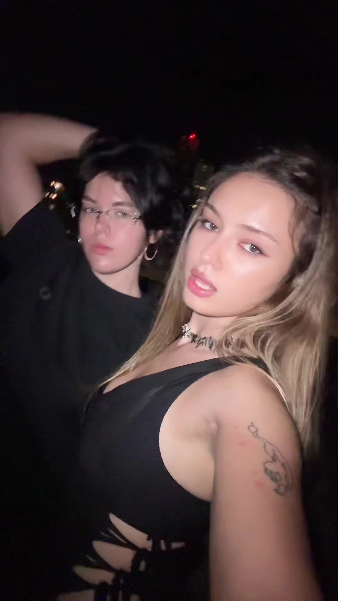 @vlovbae