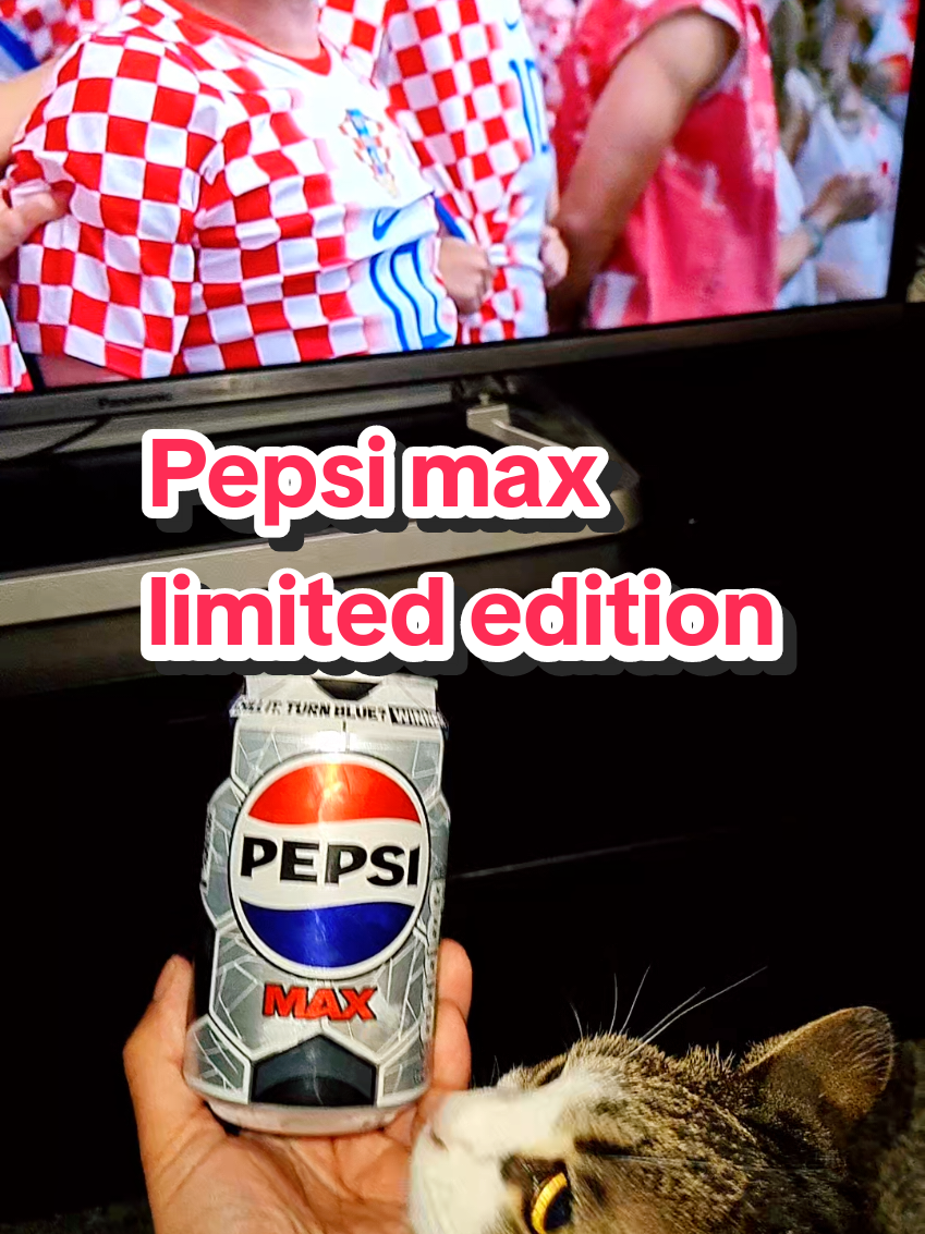 @🦁💚Mehnaz/Bella cat💚🦁