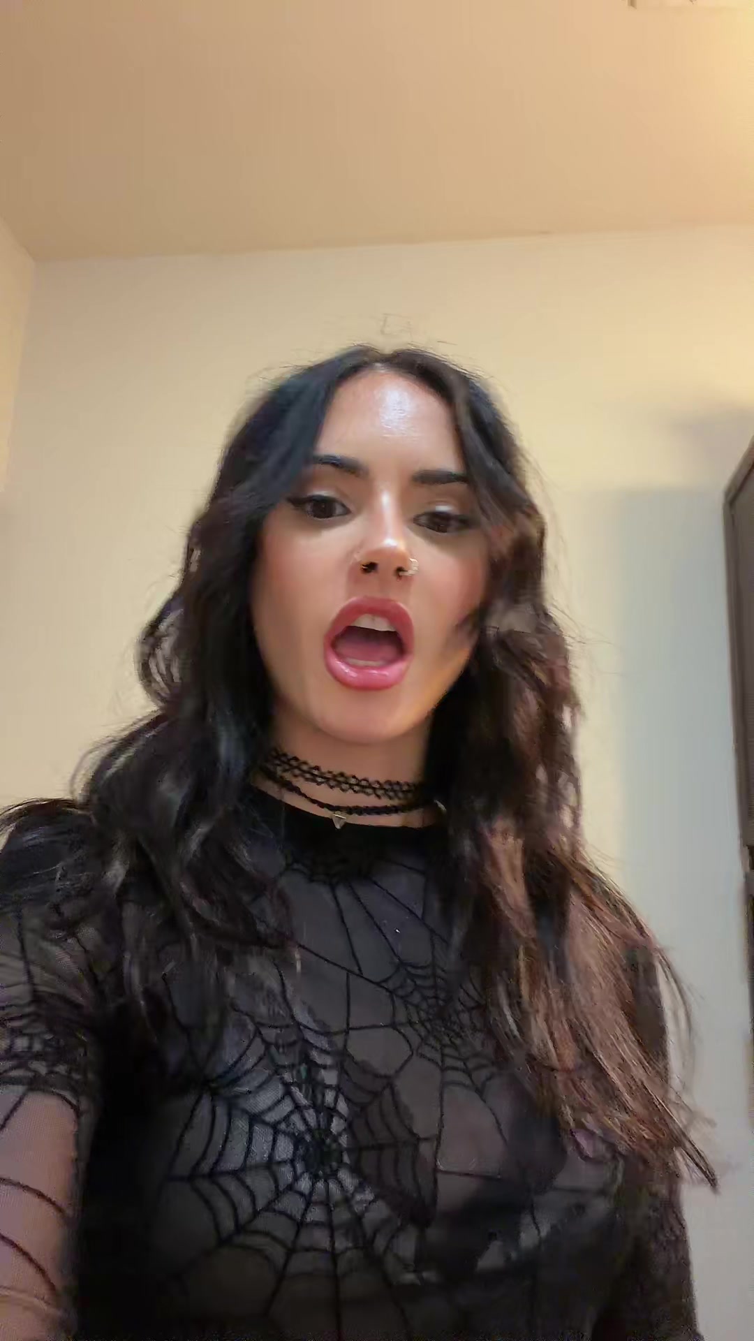 @zarinabae