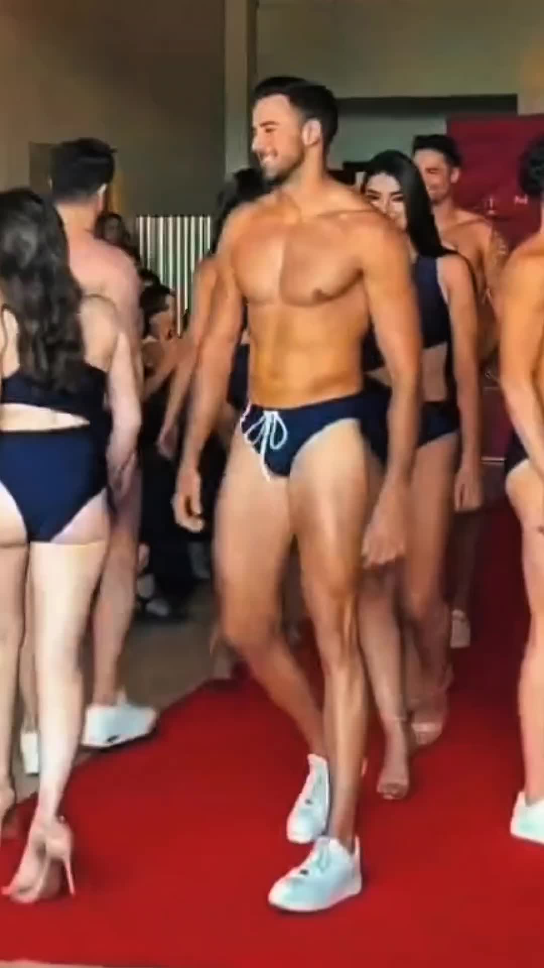 @Hombres Mister Official