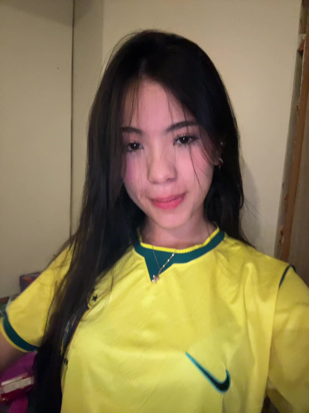 @isabella