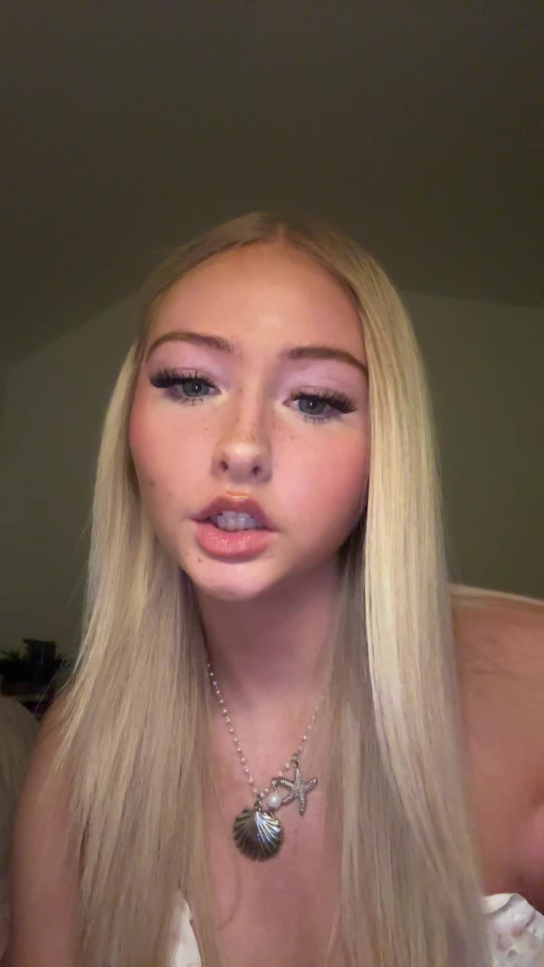 @ellie