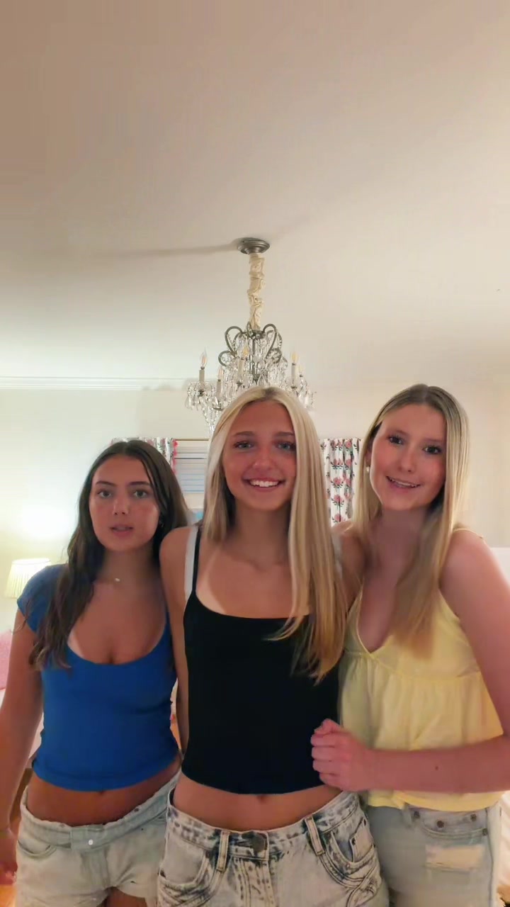 @evie.burrow