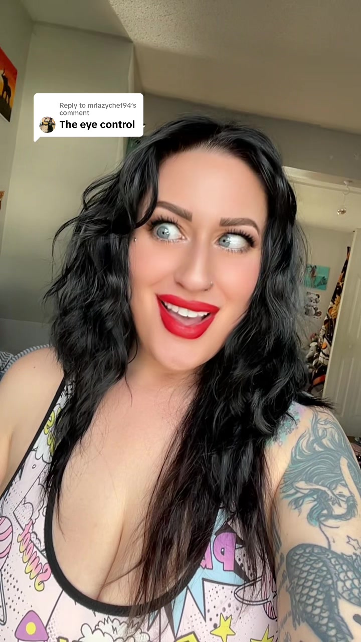 @Valentina Marie