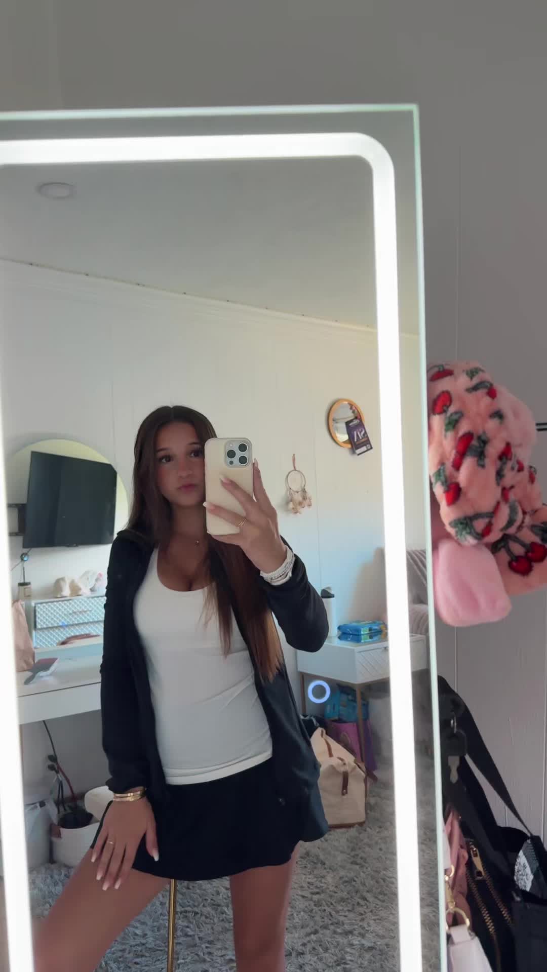 @avamae..spamz