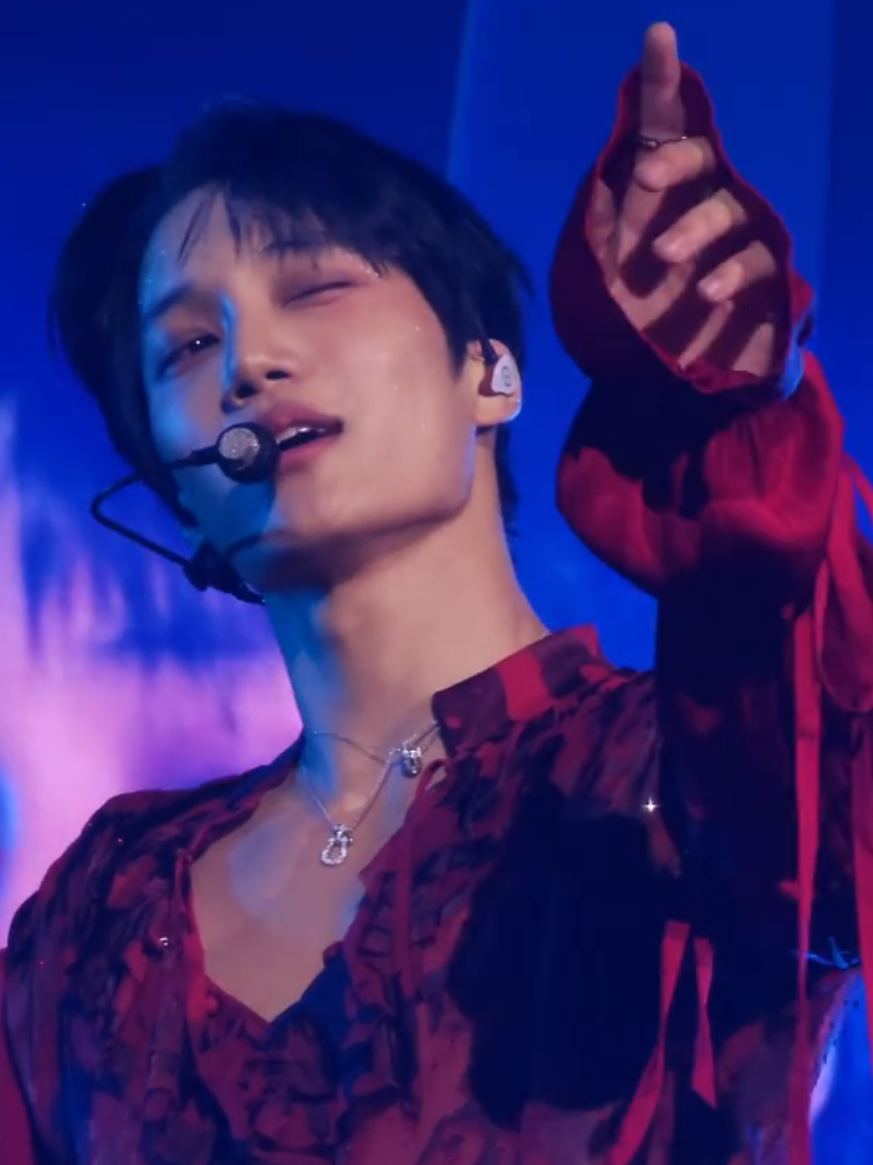 @acervo kim jongin