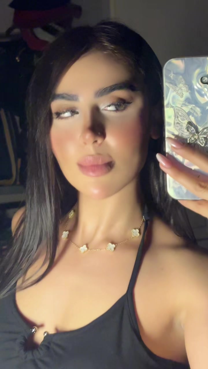 @Mellinyx