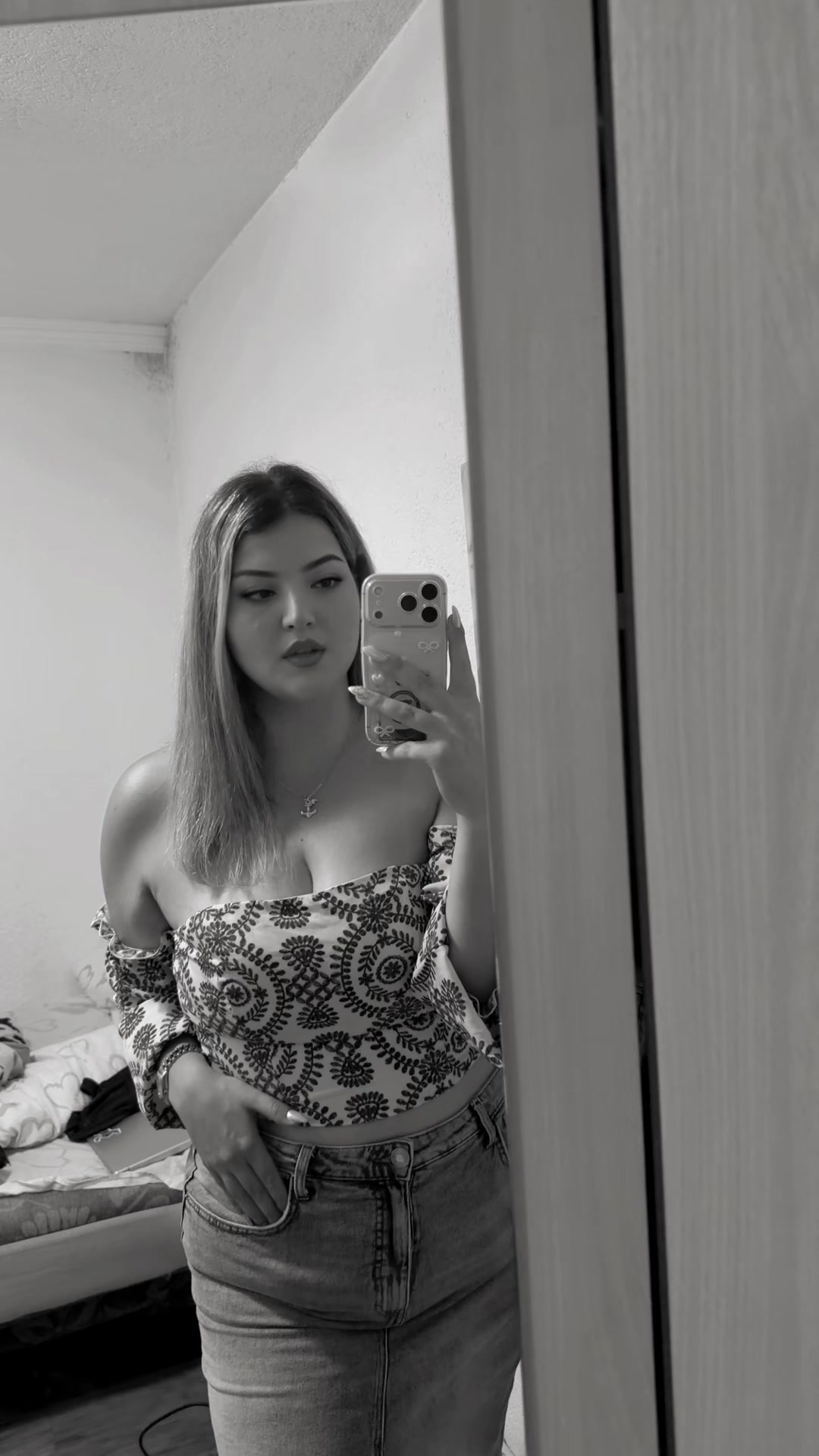 @Amina✨