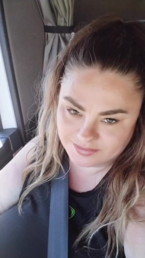 @AlenaBorys