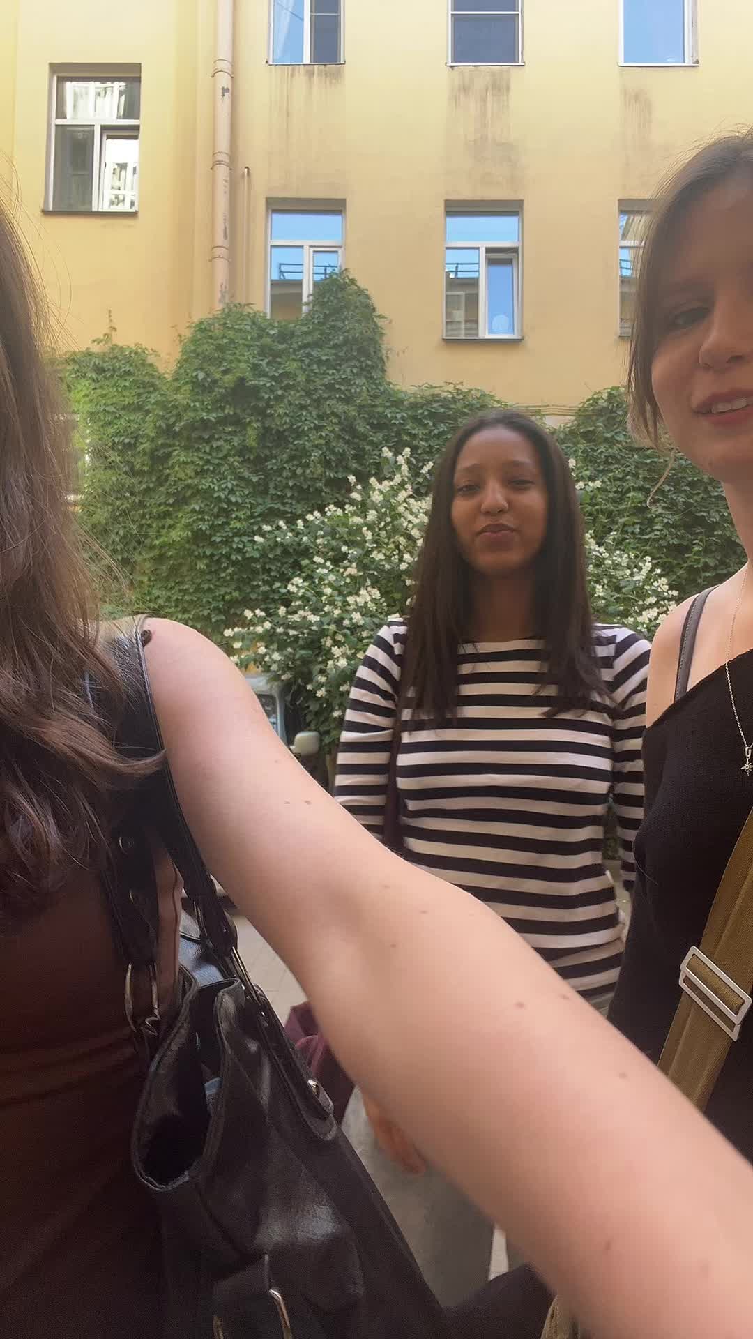 @traava ༒