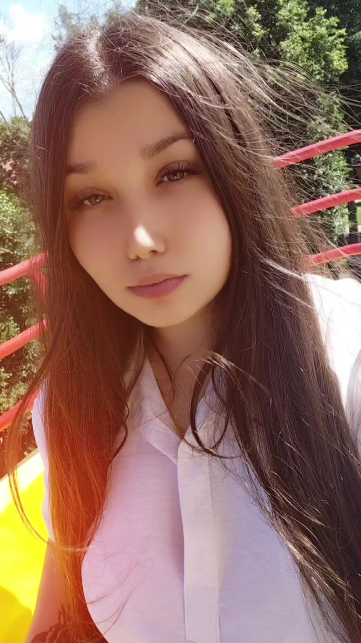 @_.kriss_.tinnka_