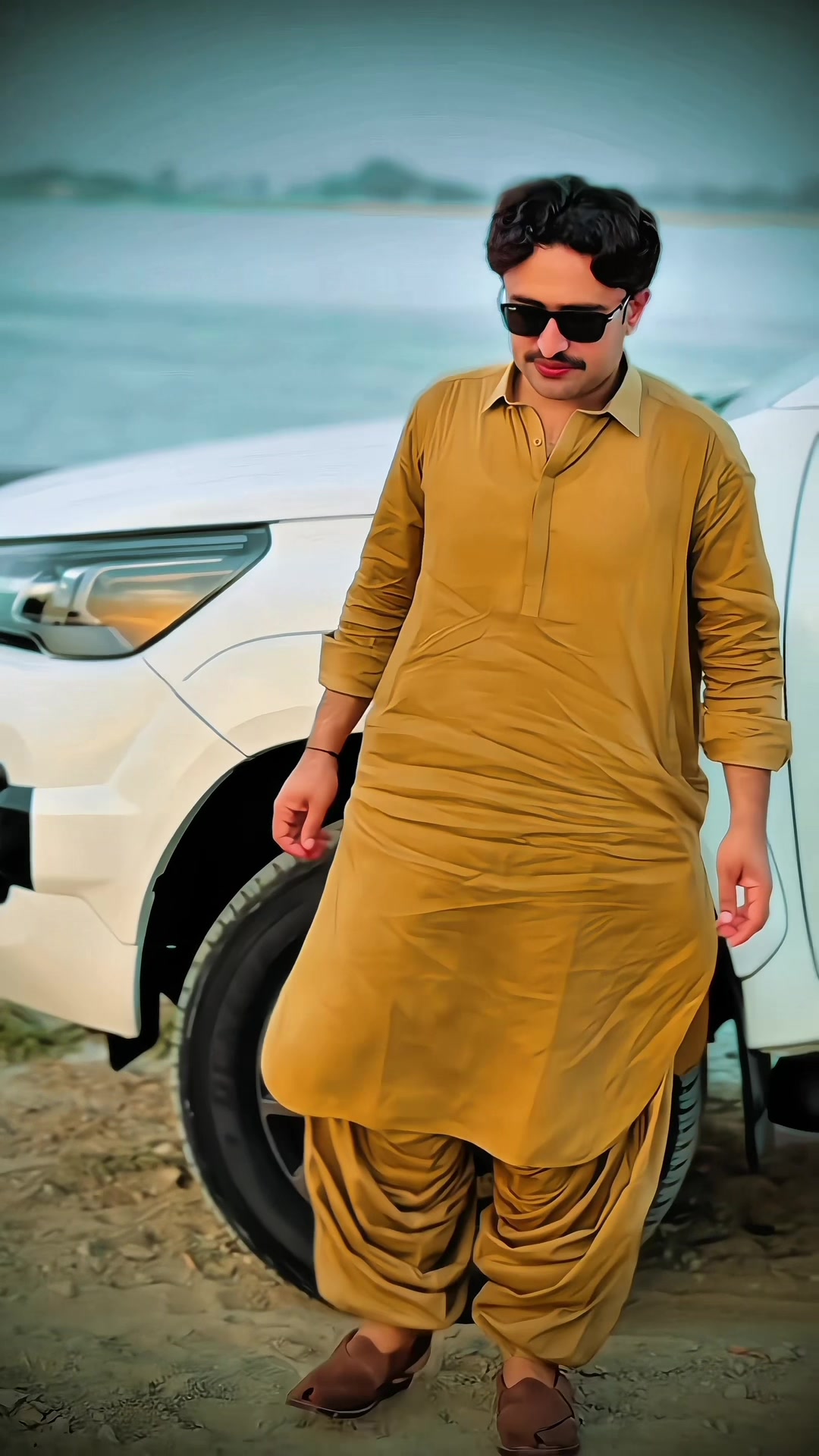 @Singer Tahir Farooq