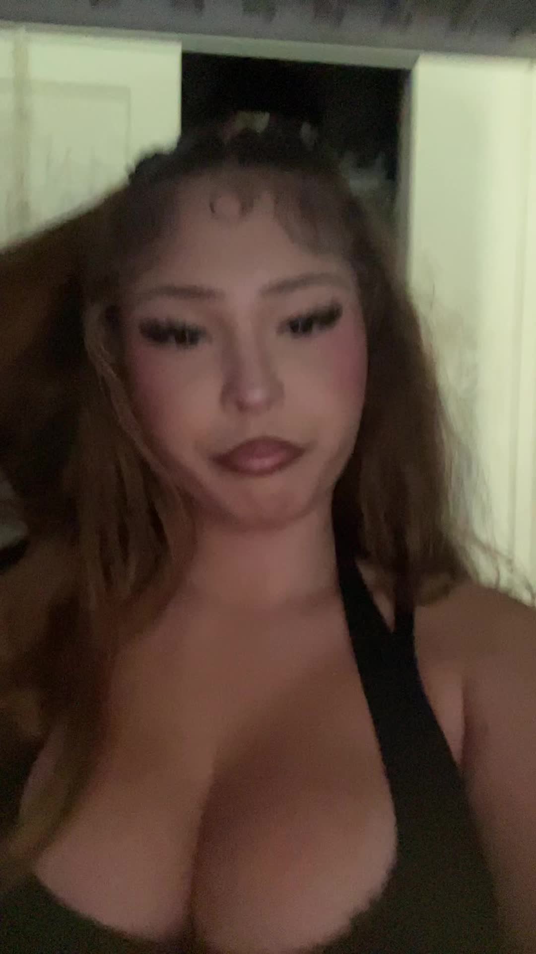 @🧟