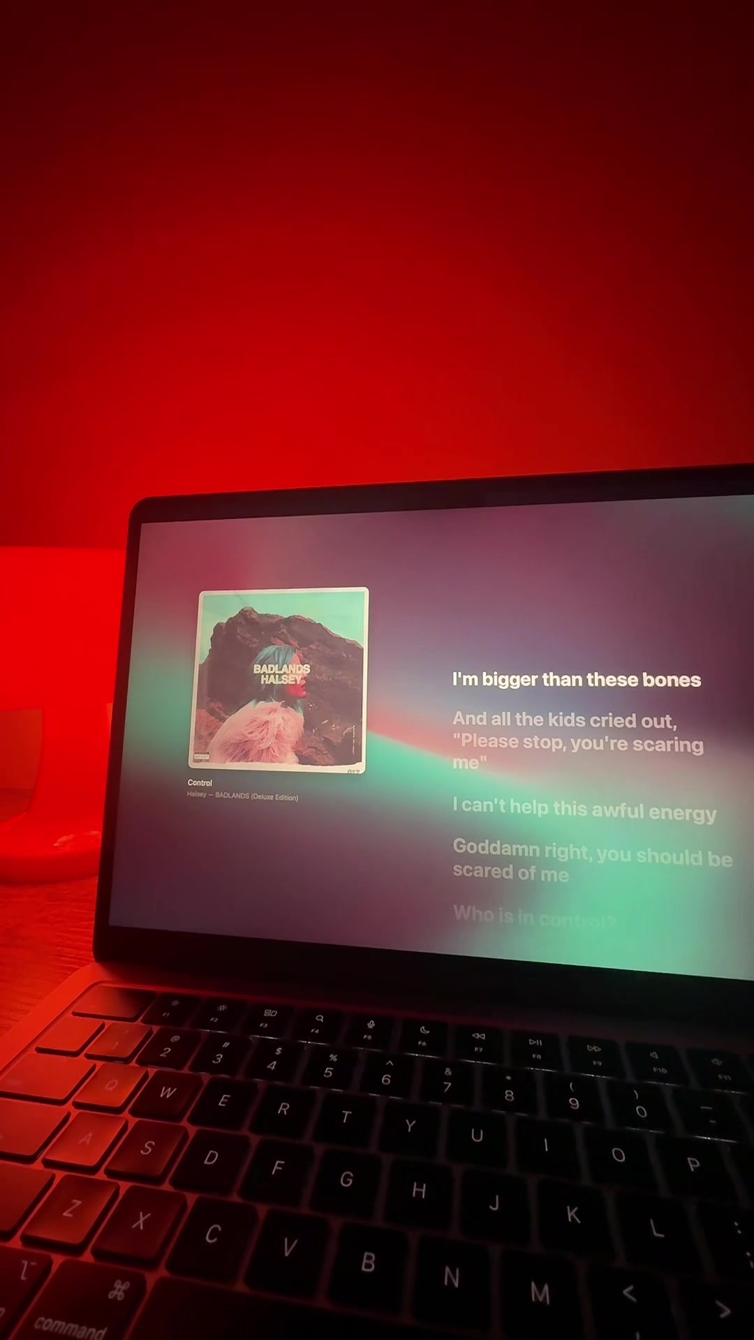 @thevybessound