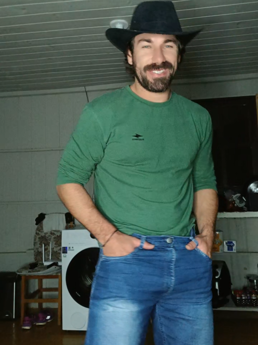 @JulianoGarz&atilde;o