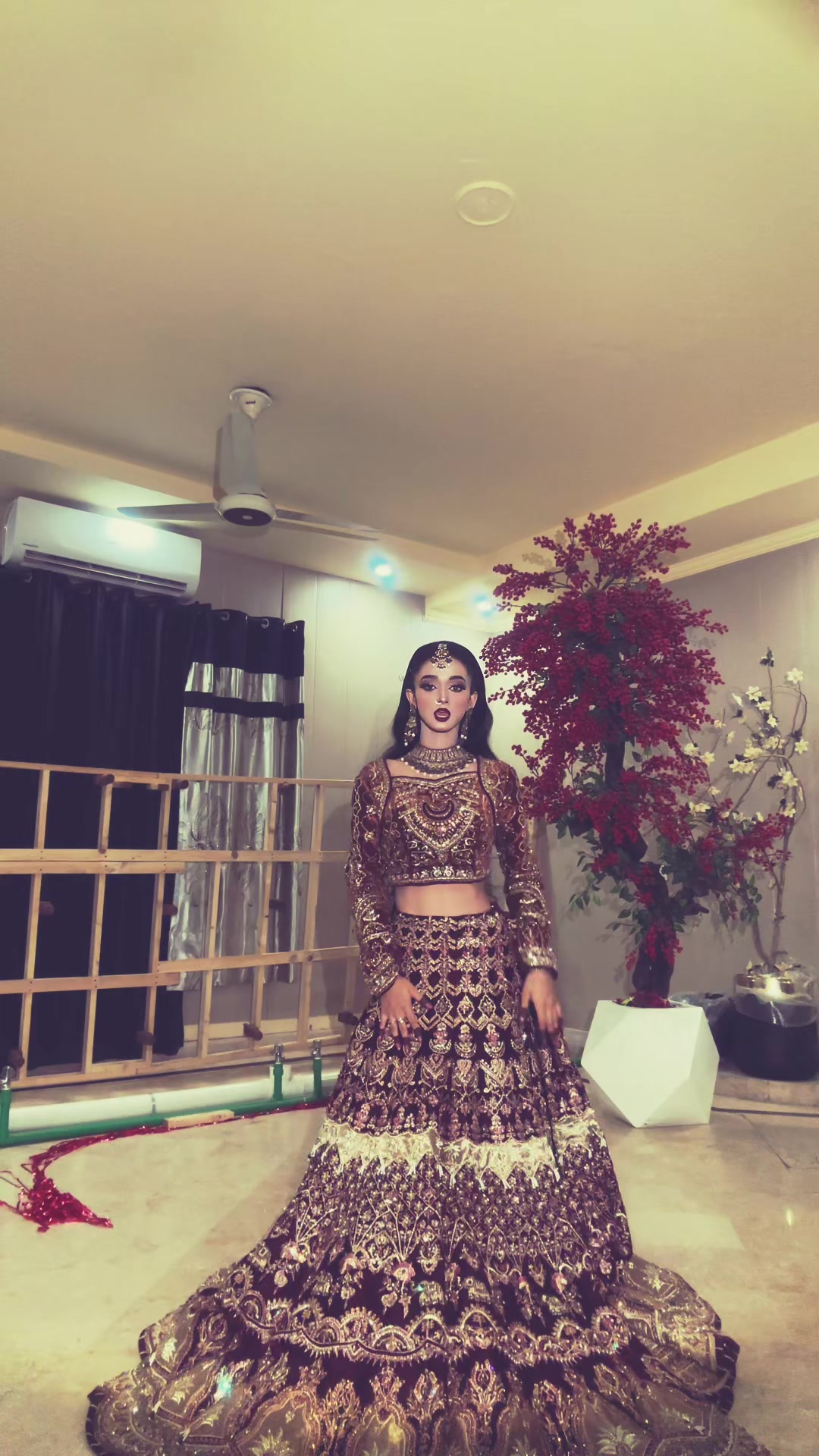 @ayeshaazhar_official
