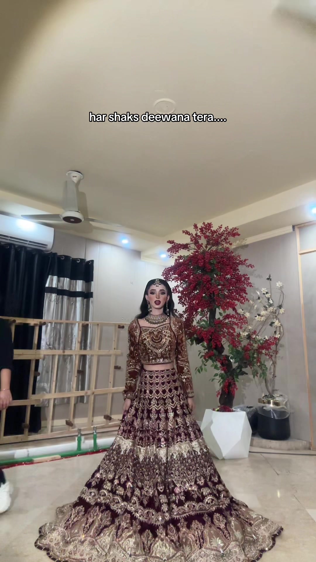 @ayeshaazhar_official
