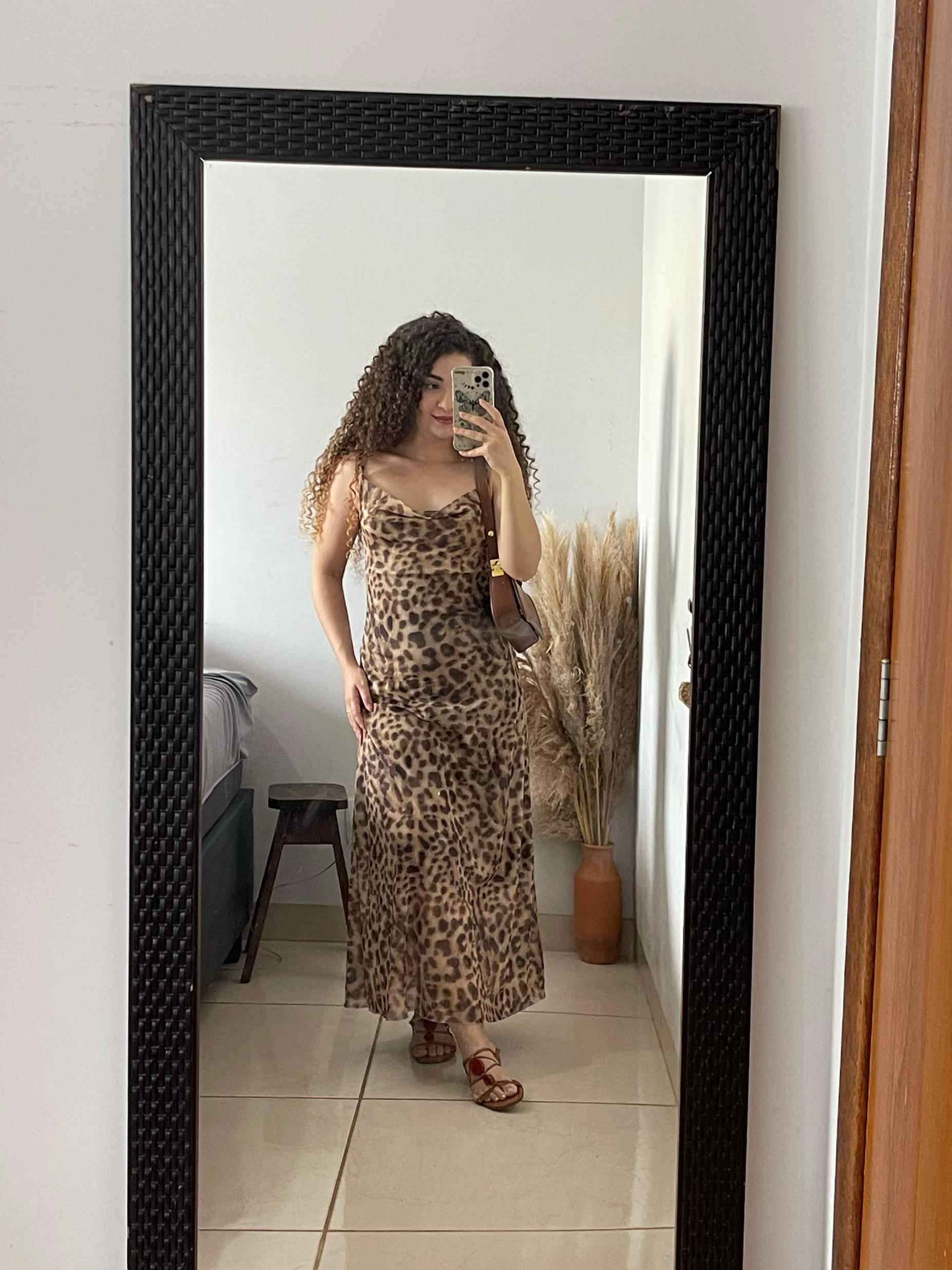 @laurabarrosv