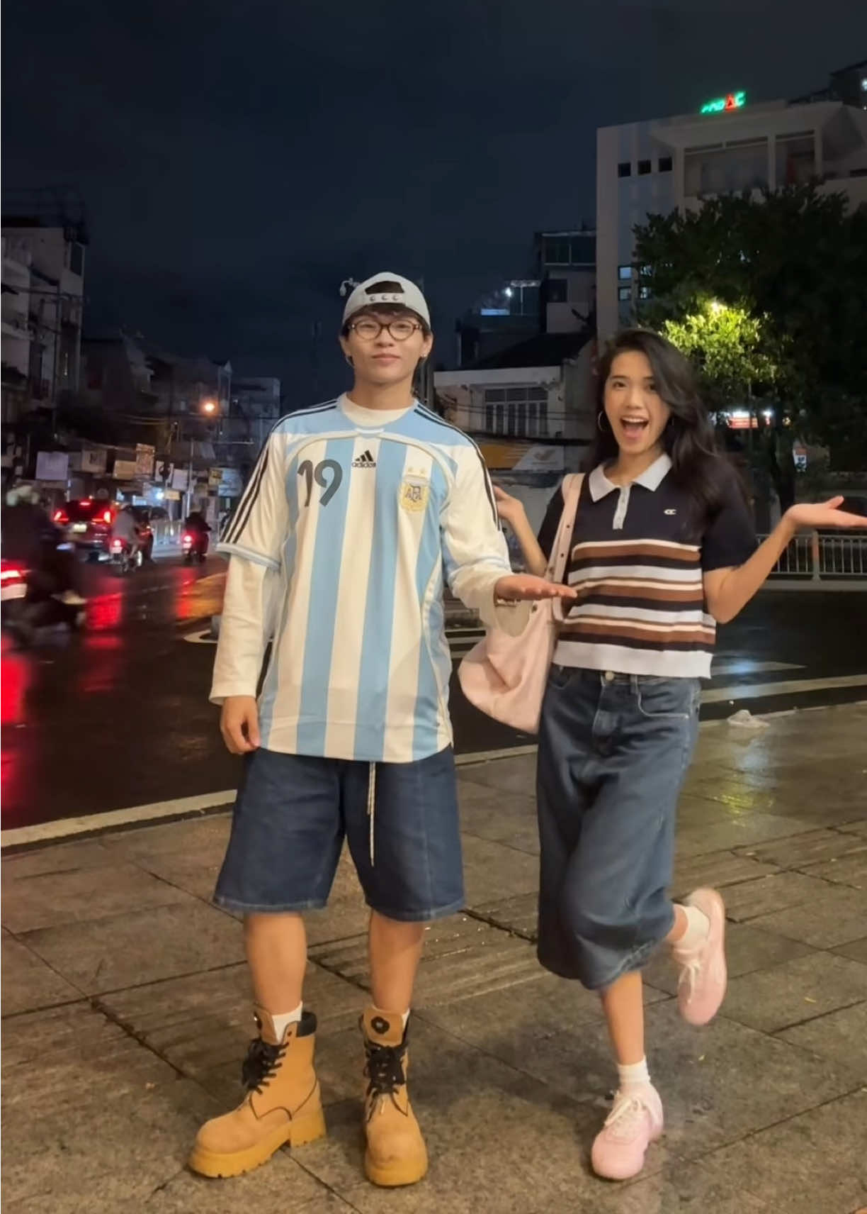 @BI T&Acirc;N