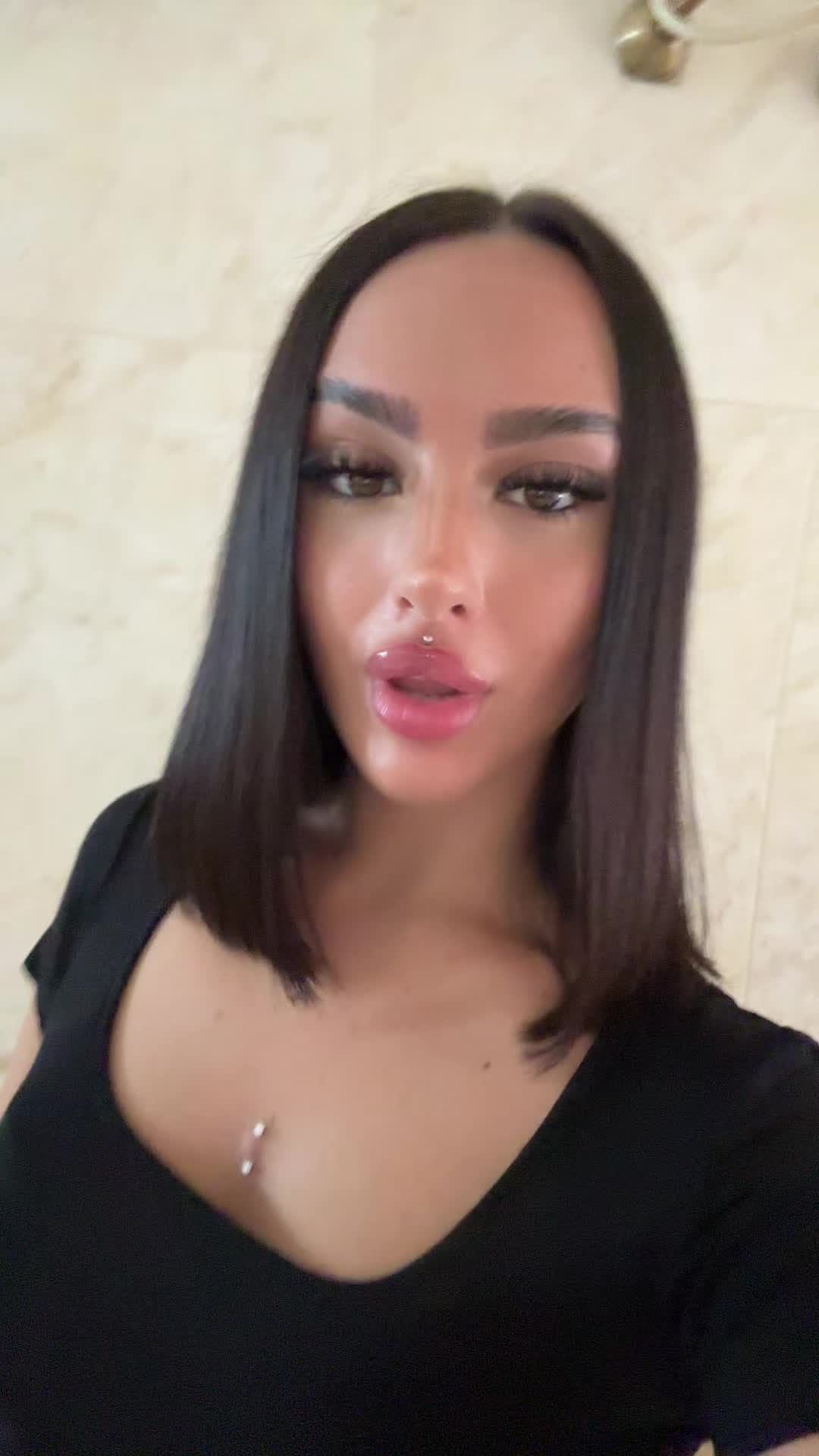 @𝒜𝓁𝑒𝓈𝓈𝒾𝒶✩🌸