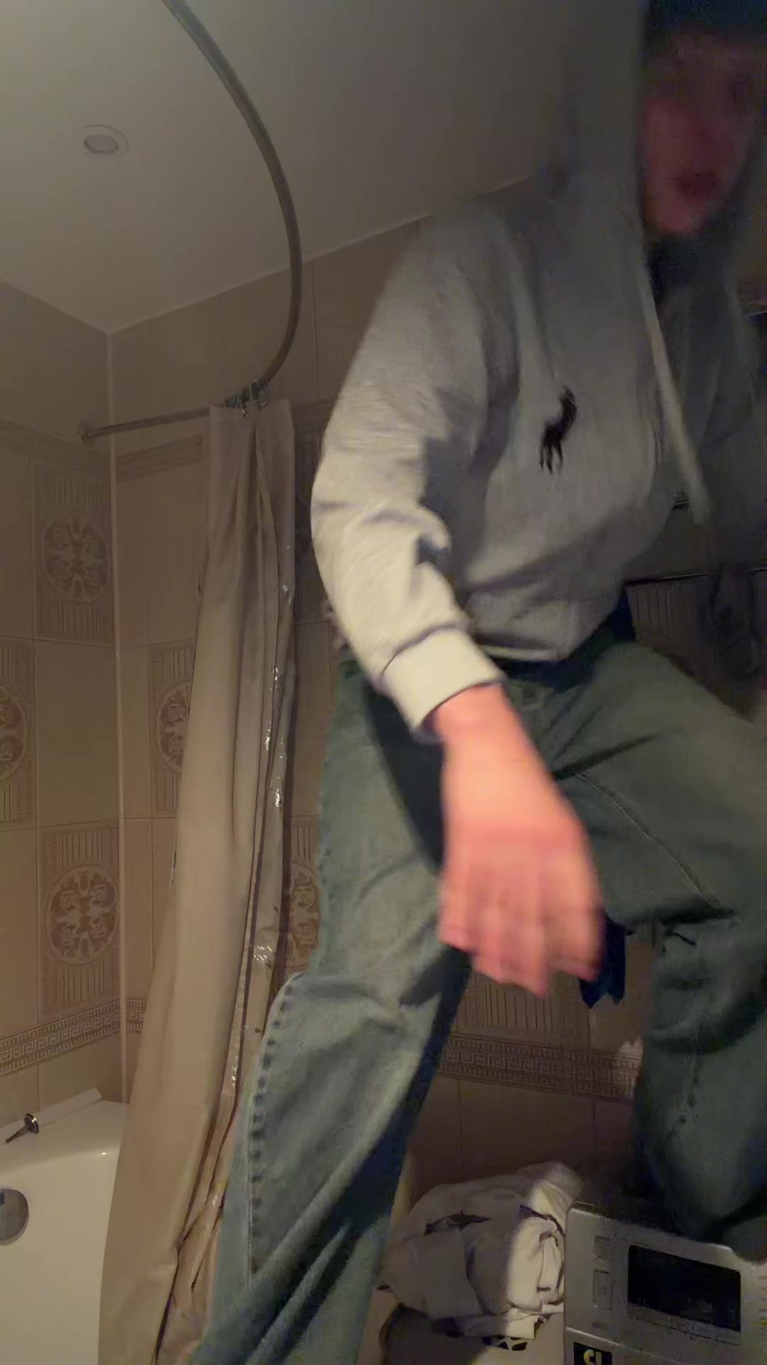 @КИРЮХА ЛИ ФАК