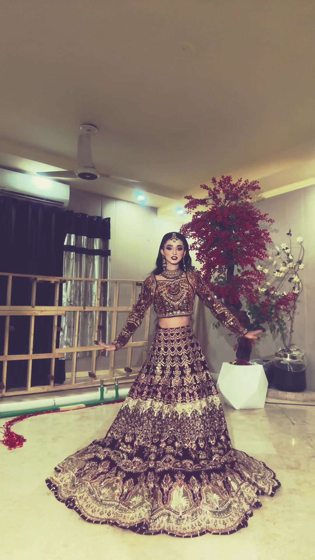 @ayeshaazhar_official