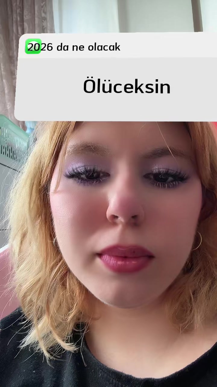 @👻