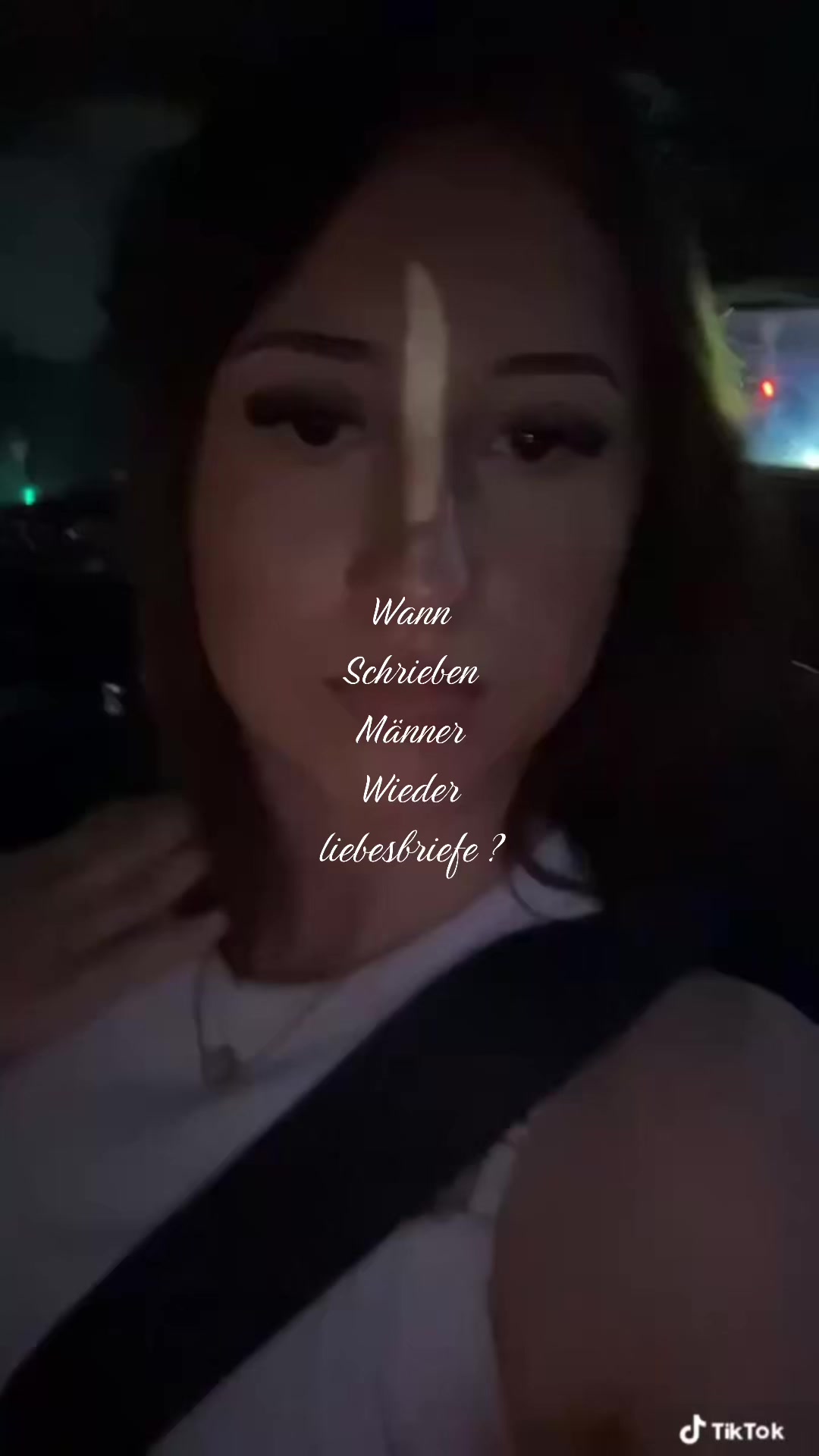 @𝐌𝐞𝐥𝐚𝐧𝐢𝐞.𝐤𝐨𝐞𝐥𝐧