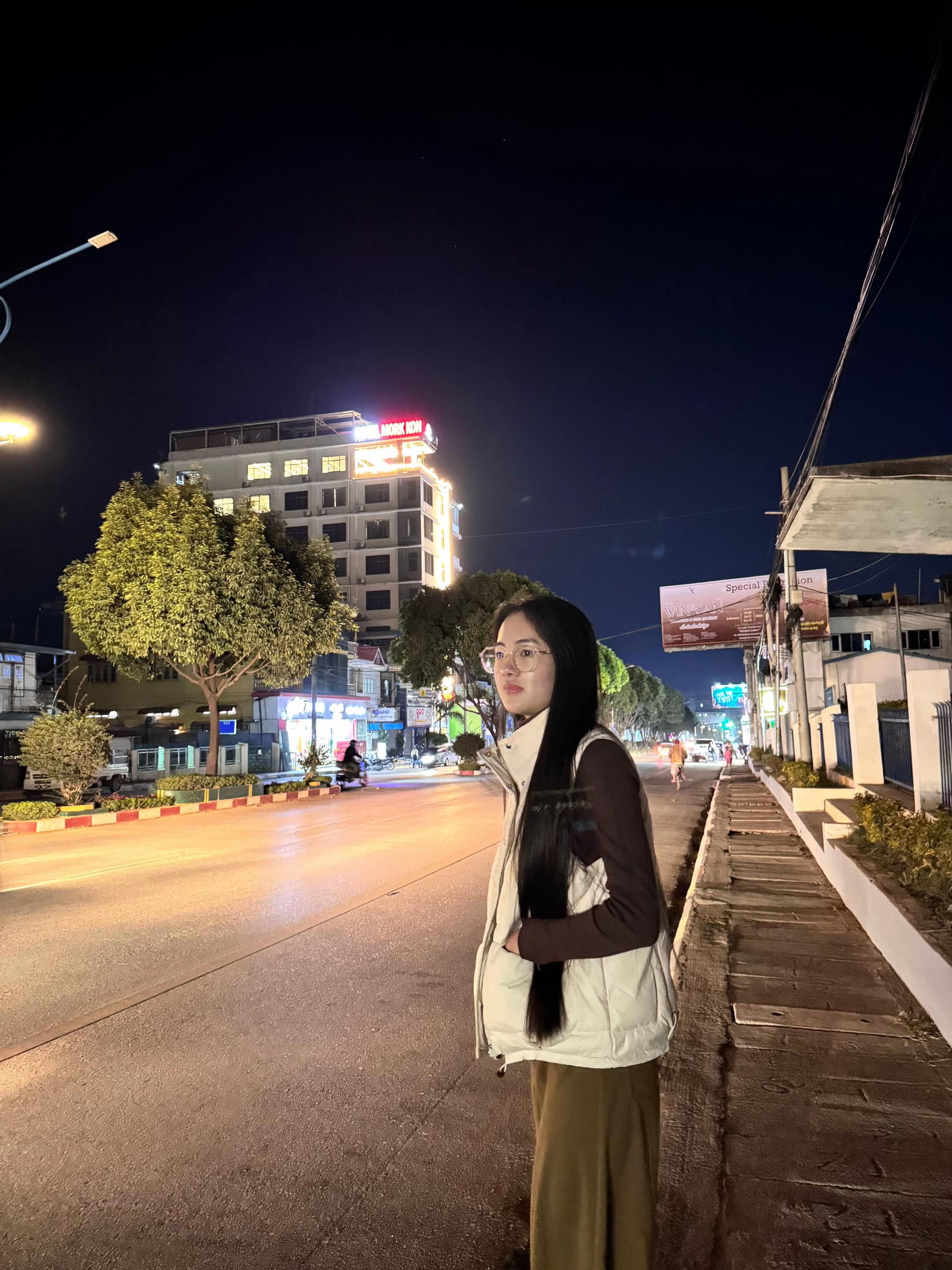 @Nang Mwe Phaung Kham