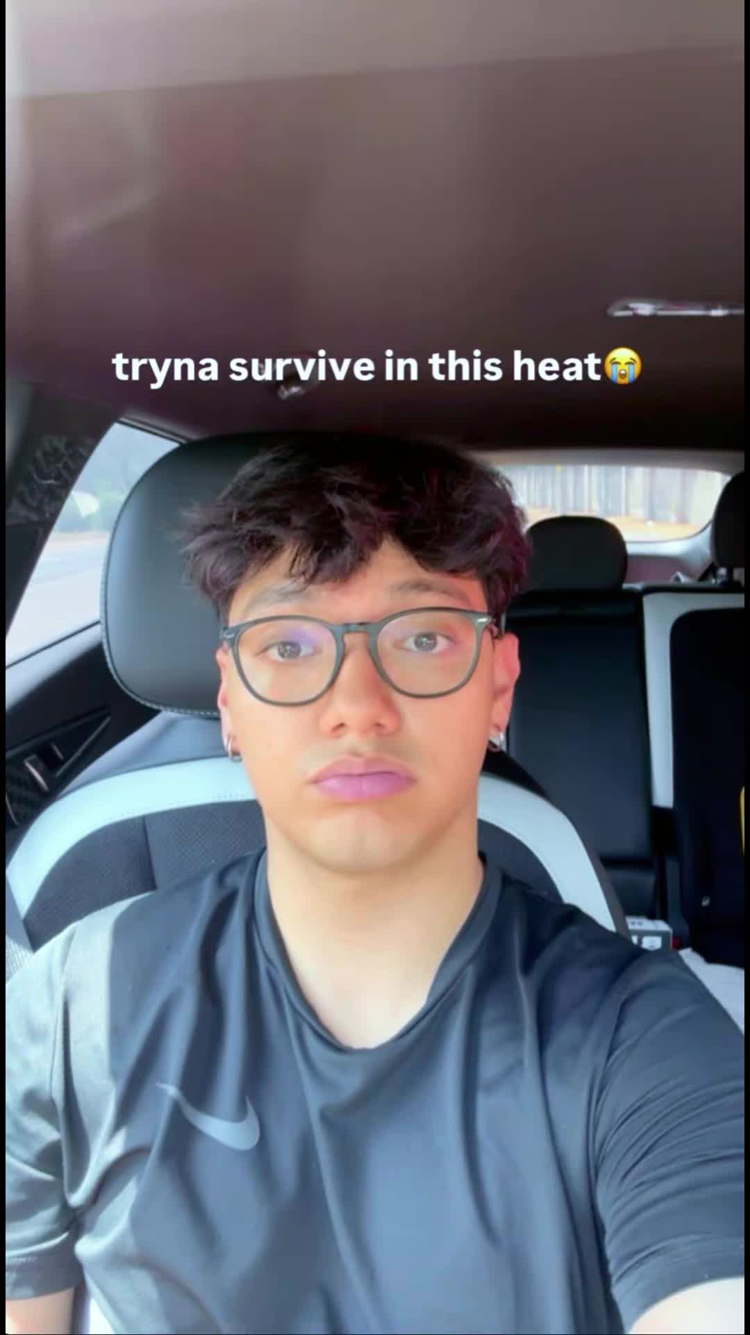 @momo