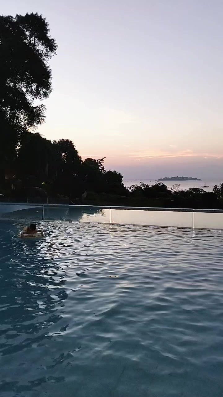 @Nenekbuyut21